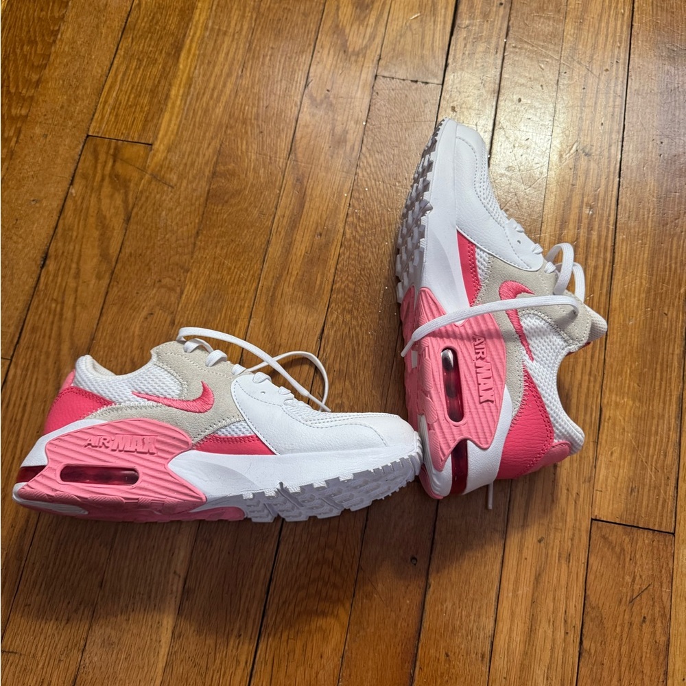 Nike Air Max White and Pink Sneakers